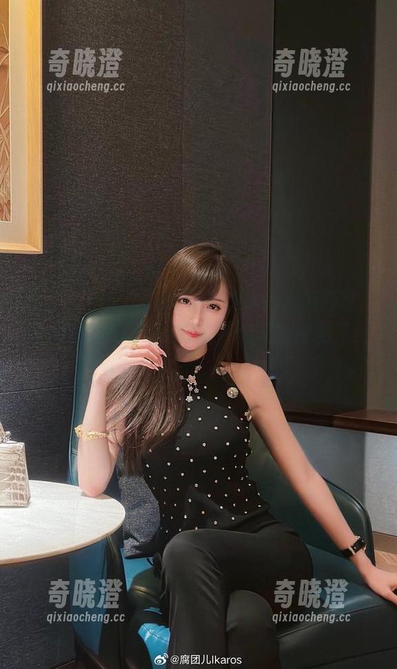 腐团儿Ikaros 腐团儿Ikaros的尼禄真被她玩出新高度,图包里的美图让人想喊“我又被萌到了!”
