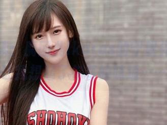 原图解读：腐团儿Ikaros的守望先锋，竟让我想起了午餐的味道……