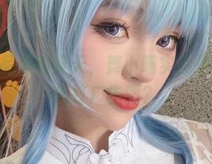 cos作品里的夏天，舞小喵实际是在给我们打广告吧？