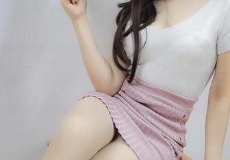 这才是粉色套图的动力，荒井喵喵竞泳本cos得我都想参加水上运动会了！