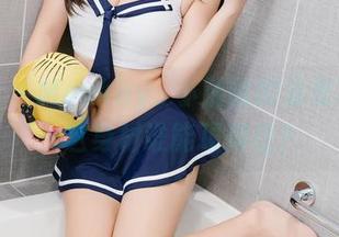 菠萝社 – Monkey_小潘鼠的泳衣写真——这身材谁能顶得住?