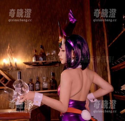 吊带新款，蓝小沂KiKi今天更新玩得很嗨！