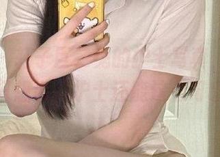 微密圈 – 轩子巨二兔的护士写真，更新后我只想说，护士还能这么可爱？