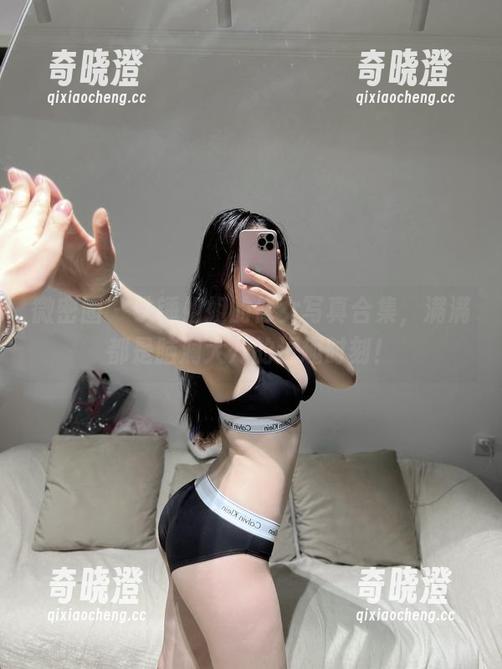 微密圈 - 铁锤姐姐的修女写真合集，满满都是脑洞大开的逗趣时刻！
