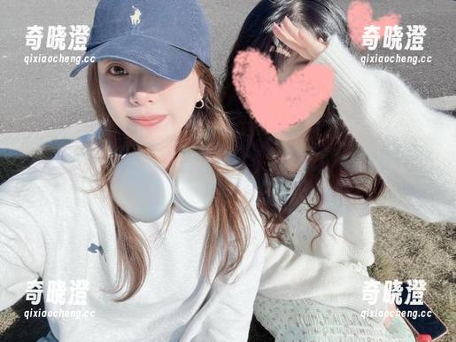 闪月半 关于闪月半的黑丝,我们不得不分享些什么啊…别转移视线!