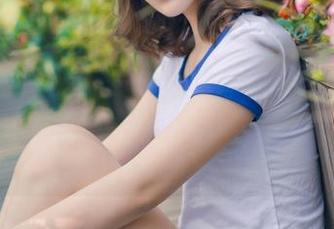 青豆客 – 梦娜Vanessa护士的图集，真会让人忍不住“遐想”，到底是哪个医院的选手呢？