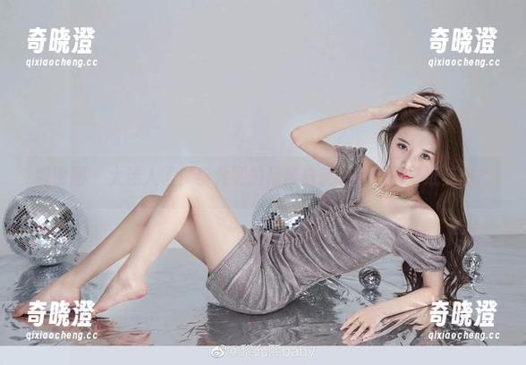 微密圈 - 太迷人了，黎允熙的吊带成就哪些高清壁纸梦想？